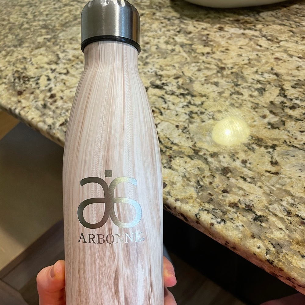 Metal arbonne water bottle